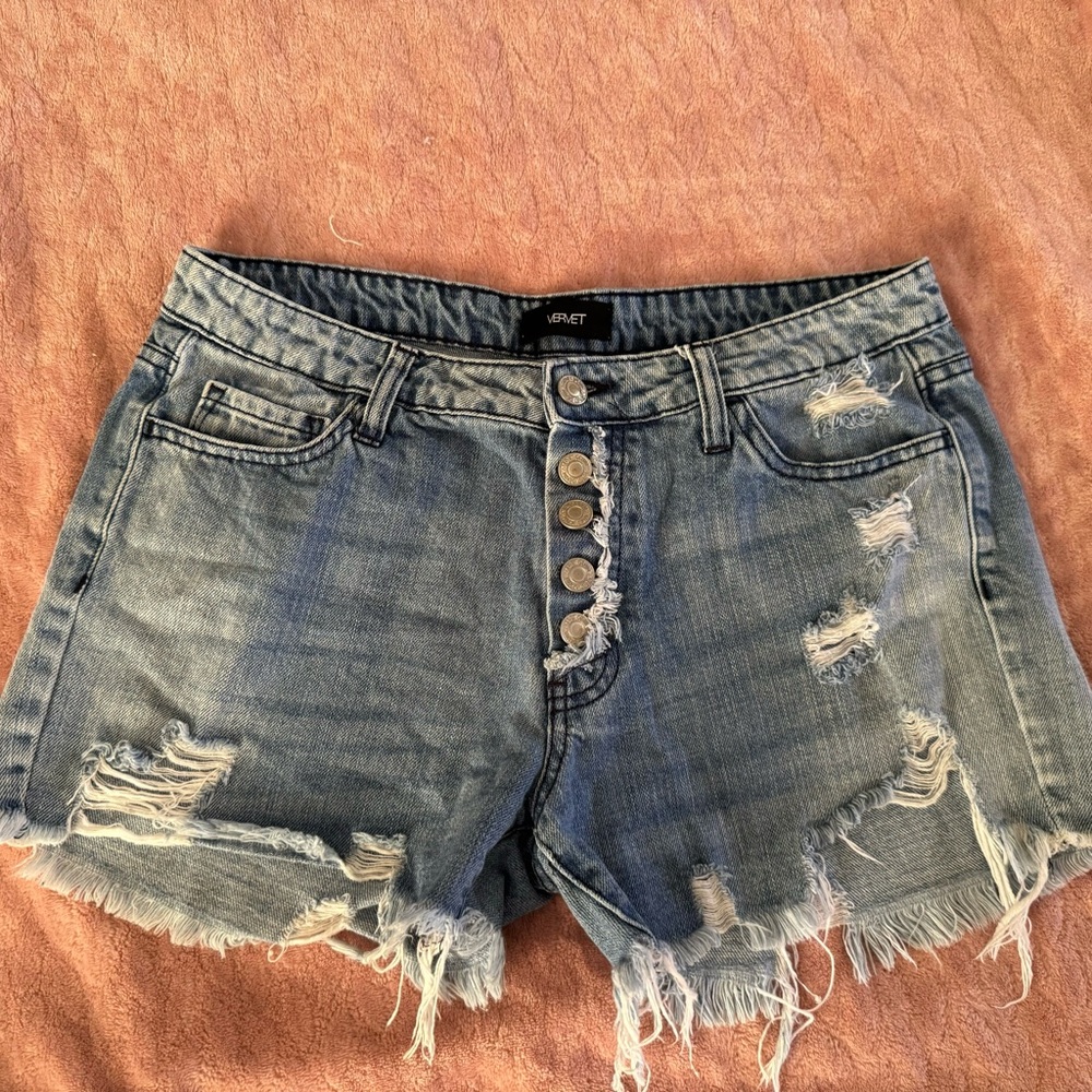 Vervet Boyfriend distressed Jean shorts size medium (0164)